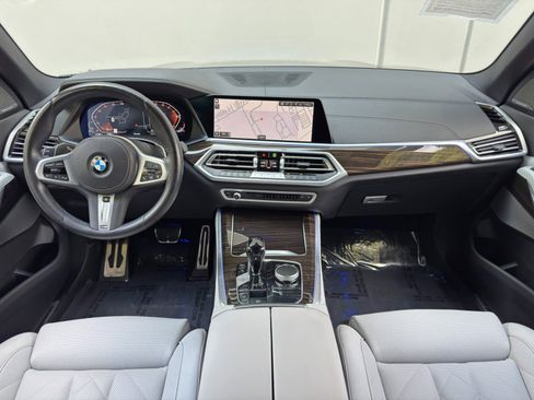 Used 2023 BMW X5 xDrive40i w/ M Sport Package AWD/4WD image 13