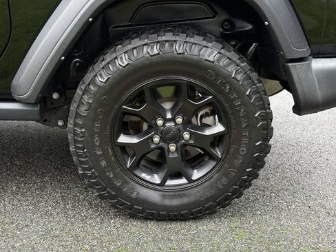 Used 2022 Jeep Wrangler Sport AWD/4WD image 11