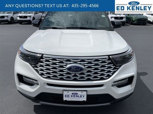 Used 2020 Ford Explorer Platinum w/ Premium Technology Package AWD/4WD image 29