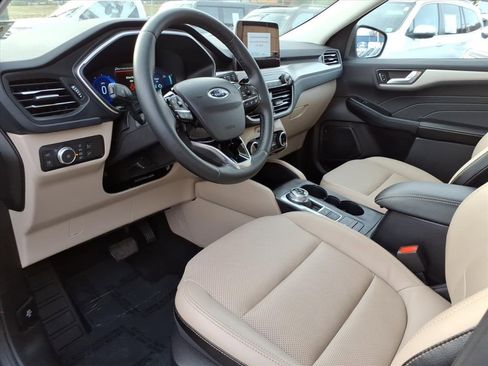 Certified 2022 Ford Escape SEL w/ Technology Package image 13