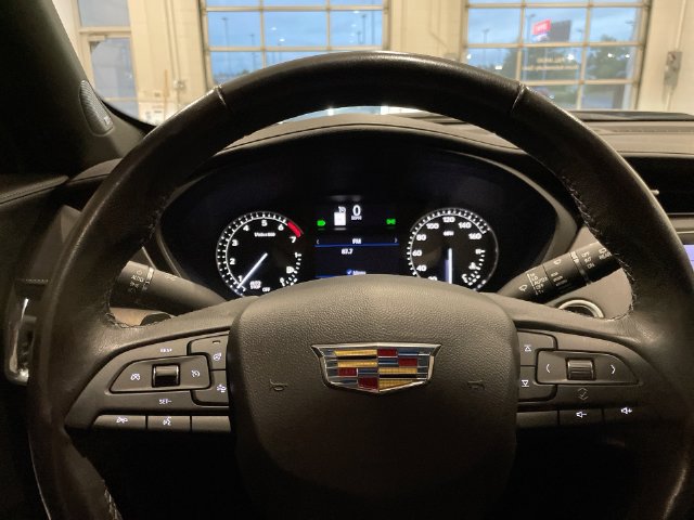 Used 2019 Cadillac XT4 Premium Luxury w/ Enhanced Visibility Package AWD/4WD image 16