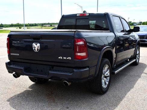 Used 2019 RAM 1500 Laramie AWD/4WD image 3