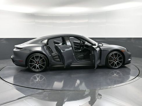 New 2026 Porsche Taycan image 37