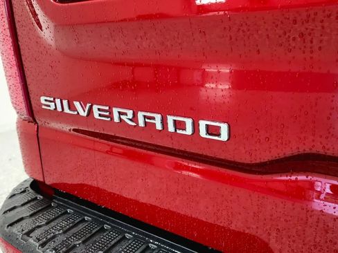 Used 2024 Chevrolet Silverado 1500 RST image 17