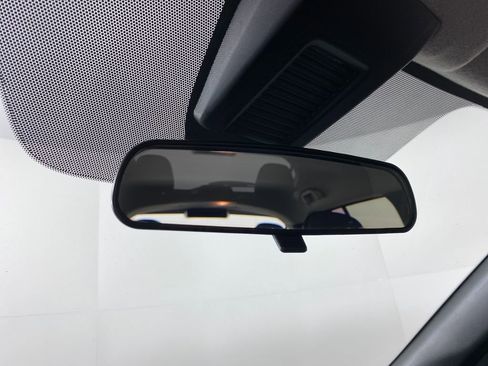 Used 2020 Nissan Kicks SV image 20