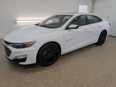 Used 2023 Chevrolet Malibu LT w/ LT True North Edition FWD image 1