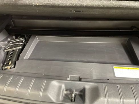 Used 2024 Toyota Grand Highlander AWD image 9