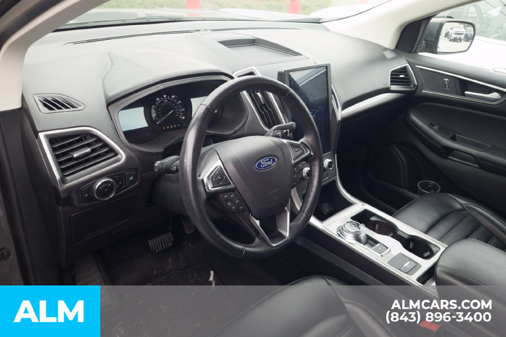Used 2024 Ford Edge SEL AWD/4WD image 5