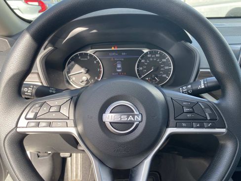 Used 2024 Nissan Altima 2.5 SV image 14