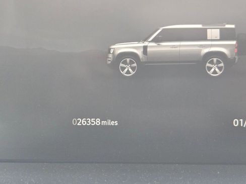 Used 2023 Land Rover Defender 110 X-Dynamic SE image 10