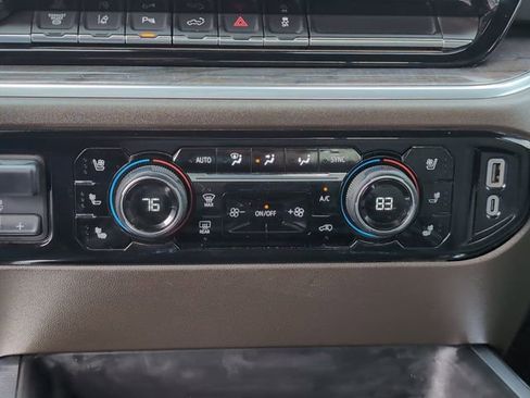 Used 2024 Chevrolet Silverado 2500 LTZ w/ LTZ Plus Package image 20