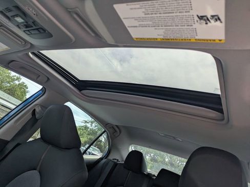 Used 2019 Toyota Camry LE w/ Sunroof Package FWD image 20