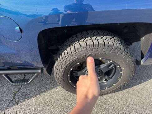 Used 2018 Chevrolet Silverado 1500 LT w/ All Star Edition image 7