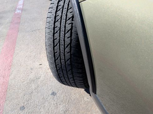 Used 2018 Subaru Outback 2.5i Premium image 12