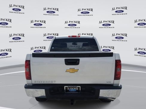Used 2013 Chevrolet Silverado 1500 LTZ w/ LTZ White Diamond Edition RWD image 4