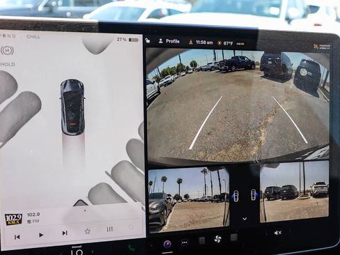 Used 2023 Tesla Model Y Long Range AWD/4WD image 25