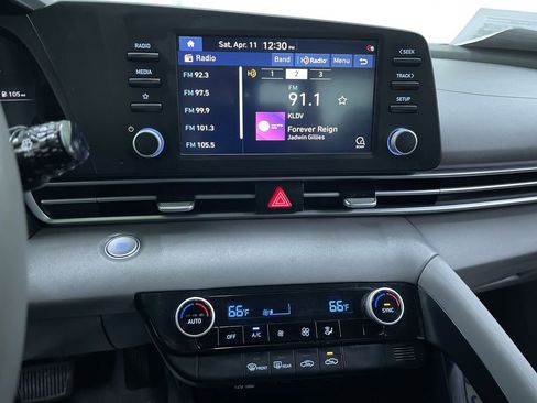 Used 2021 Hyundai Elantra SEL FWD image 20