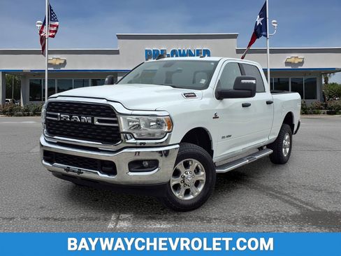 Used 2024 RAM 2500 Big Horn AWD/4WD image 1