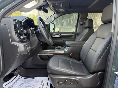 Used 2025 Chevrolet Silverado 2500 LTZ w/ Trail Boss Package AWD/4WD image 13