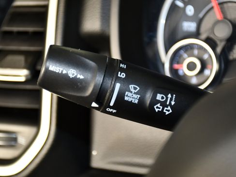 Used 2021 RAM 1500 Big Horn image 26