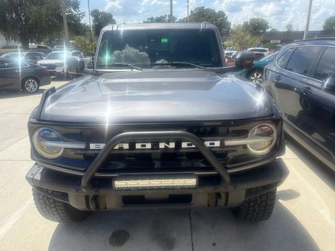 Used 2021 Ford Bronco Outer Banks w/ Sasquatch Package AWD/4WD image 2