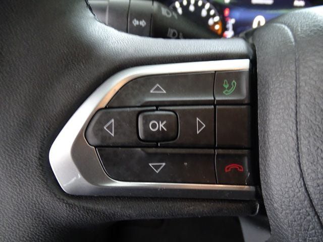 Certified 2023 Jeep Compass Limited w/ Sun and Sound Group AWD/4WD image 7