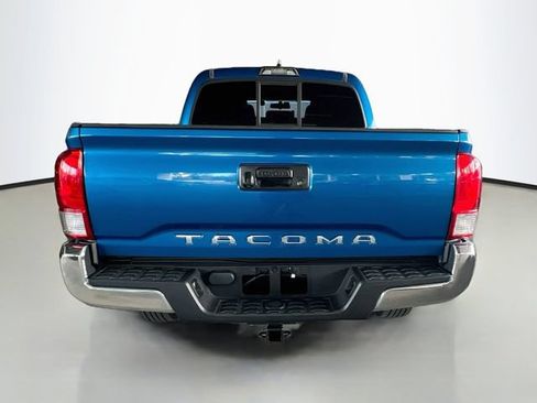Used 2016 Toyota Tacoma SR5 RWD image 7