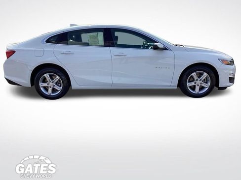 Used 2024 Chevrolet Malibu LT FWD image 9