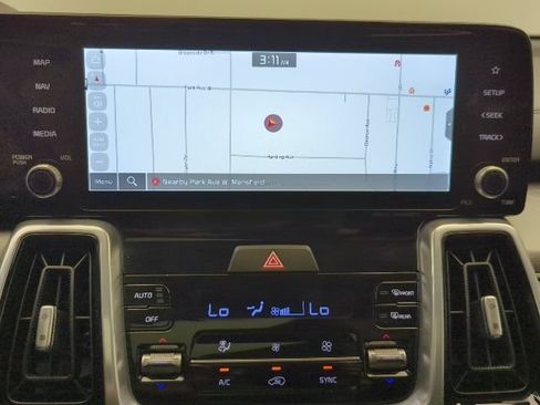 Used 2023 Kia Sorento SX FWD image 14