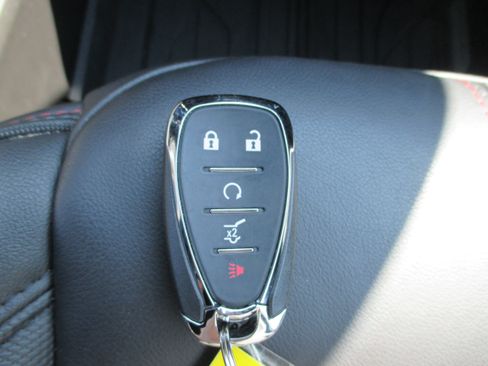 Used 2023 Chevrolet Traverse RS w/ LPO, Floor Liner Package AWD/4WD image 29