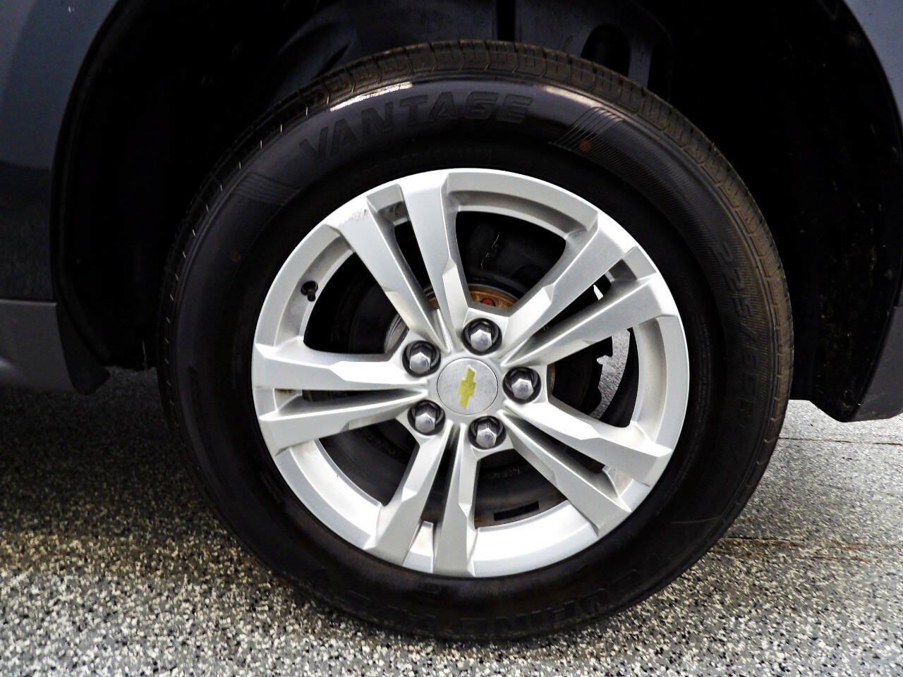 Used 2013 Chevrolet Equinox LS FWD image 18