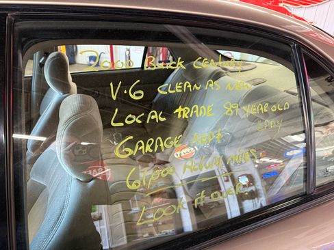 Used 2000 Buick Century Custom w/ 2000 Special Edition Pkg image 9