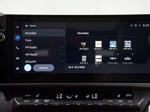 Certified 2025 Toyota Camry XLE FWD image 18