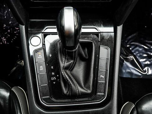 Used 2023 Volkswagen Arteon SEL image 21