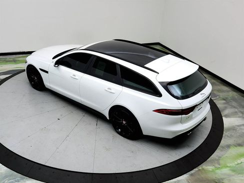 Used 2018 Jaguar XF S AWD/4WD image 36