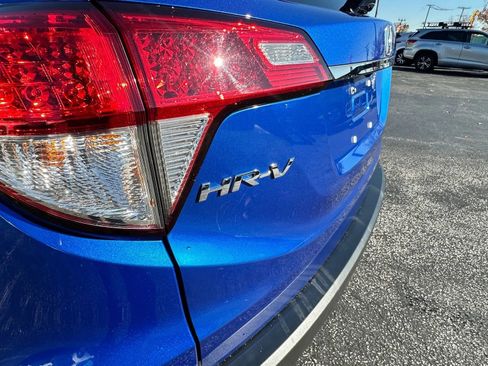 Used 2021 Honda HR-V EX image 14