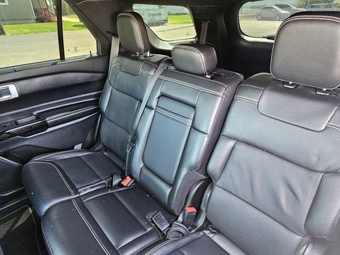 Used 2022 Ford Explorer ST w/ Equipment Group 401A AWD/4WD image 19