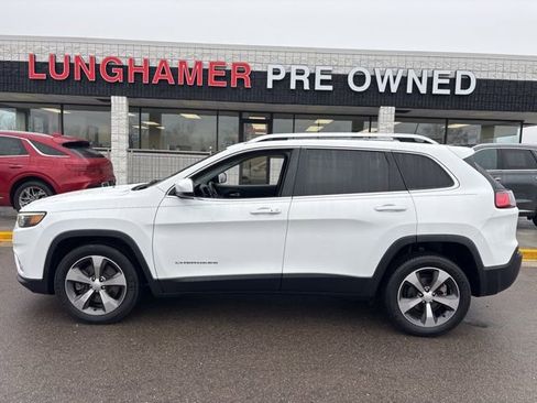 Used 2019 Jeep Cherokee Limited image 10