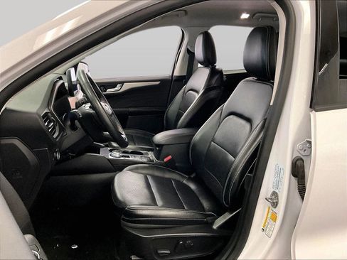 Certified 2022 Ford Escape SEL AWD/4WD image 24