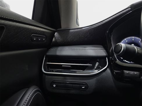 Used 2022 INFINITI QX60 Sensory w/ Cargo Package image 27