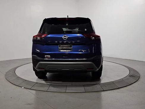 Certified 2023 Nissan Rogue SV image 4