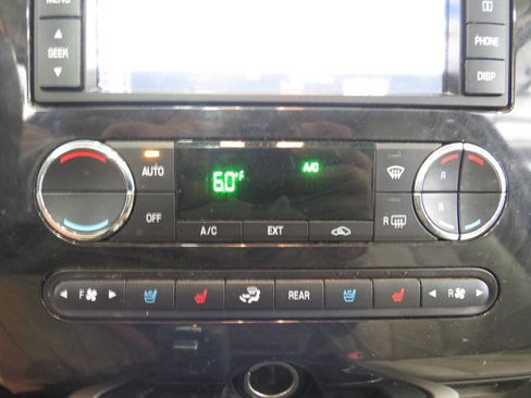 Used 2012 Ford Expedition Limited RWD image 23