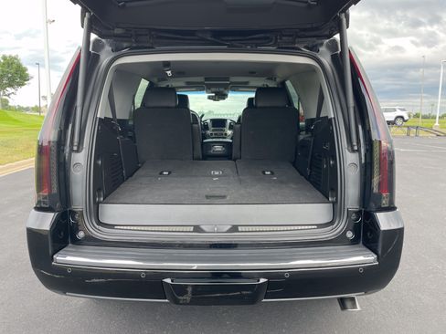 Used 2018 GMC Yukon Denali w/ Denali Ultimate Package AWD/4WD image 34