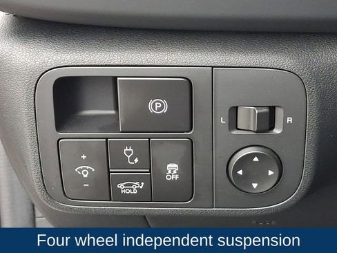 Used 2024 Hyundai Ioniq 6 SEL AWD/4WD image 9