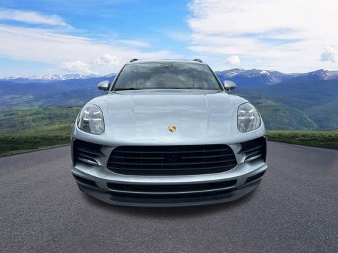 Used 2019 Porsche Macan AWD/4WD image 9