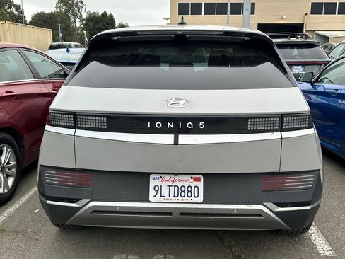 Used 2024 Hyundai Ioniq 5 SEL image 6