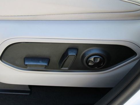 Used 2022 Jeep Grand Cherokee L Overland AWD/4WD image 40