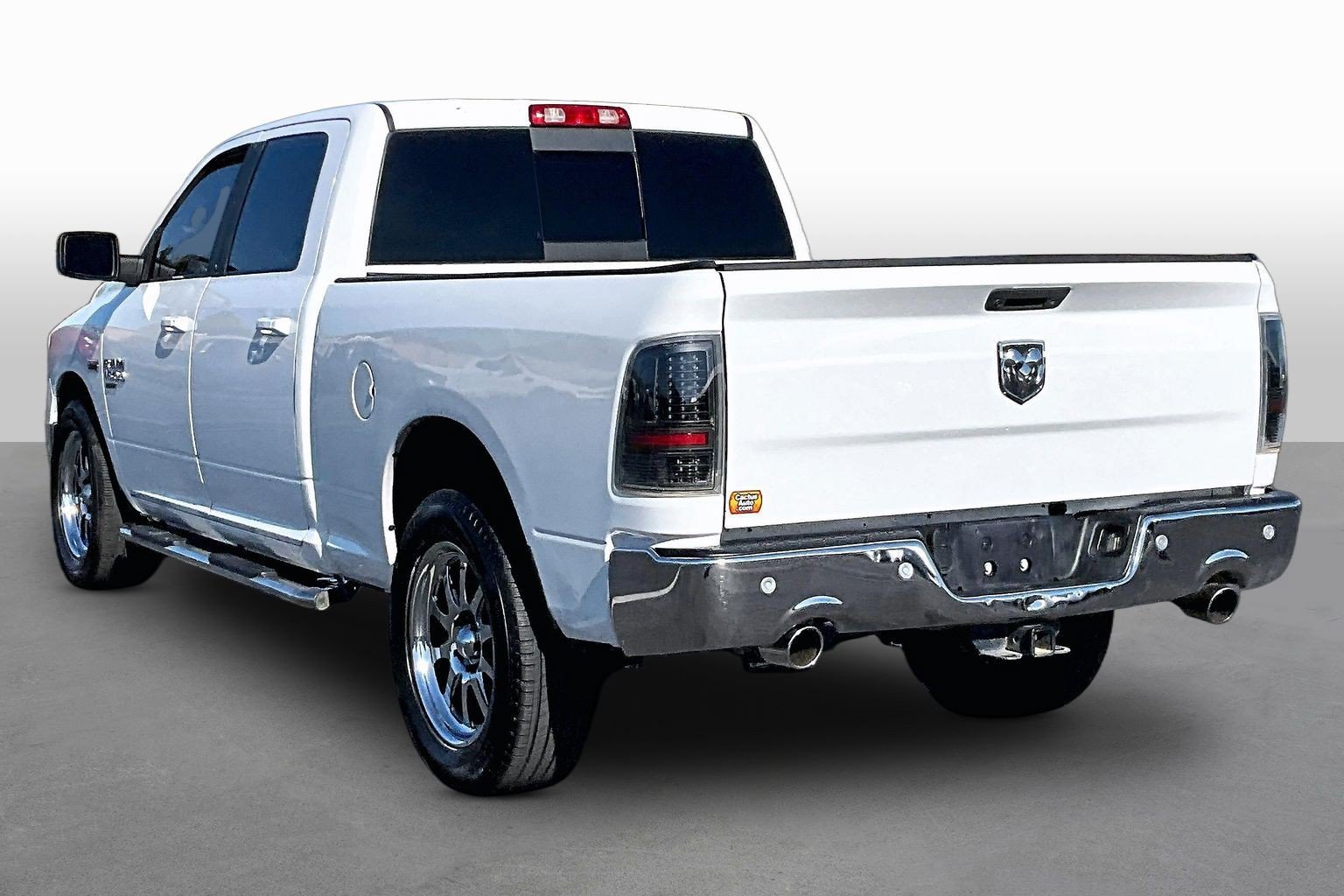 Used 2019 RAM 1500 Big Horn AWD/4WD image 11