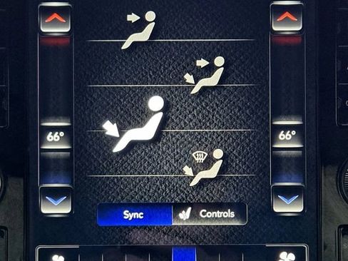 Used 2020 RAM 1500 Limited w/ Body Color Bumper Group image 39