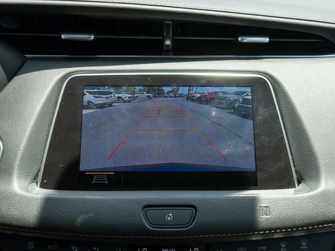 Used 2019 Cadillac XT4 Premium Luxury w/ Cold Weather Package FWD image 19